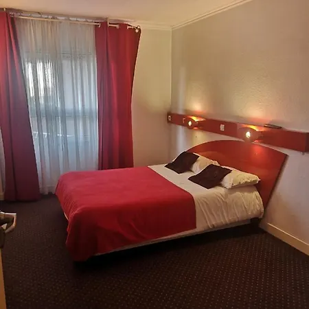 Hotel Mervil Airport