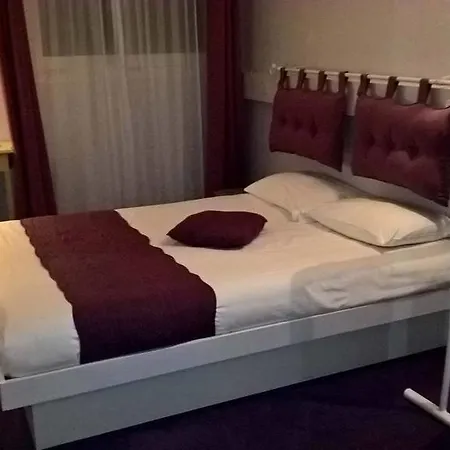 Mervil Airport Hotel